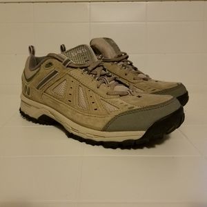 New Balance 645 Abzorb Hiking and Trail Shoes